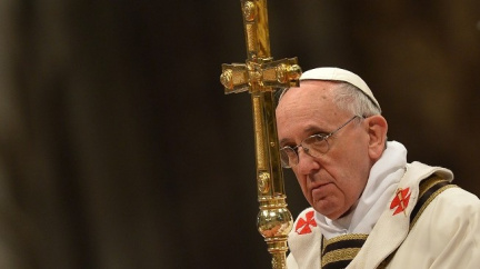 Papež František zahájil Velikonoční vigilii