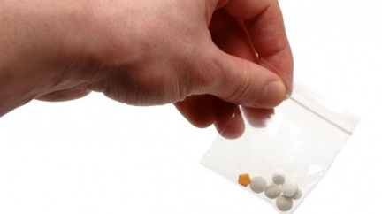 Dívka, která zemřela na maturitním večírku, si extázi vzala vědomě