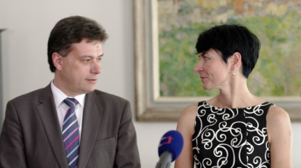 Aktualizováno: Šéf protikorupční policie rezignuje kvůli sporu s Bradáčovou