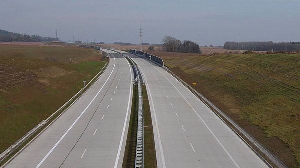 Déšť znemožnil opravy na dálnici D1. Práce se přesouvají na neděli