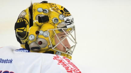 Místo nemocného gólmana Kováře pojede na MS Francouz