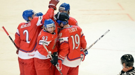 Na zdánlivě silné Čechy zabrala bojovnost, komentují Švýcaři