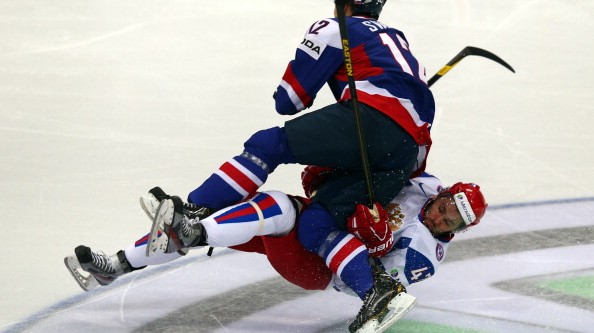 Ruský expert zděšen z ataku Švarného na Radulova: Mohl ho zabít!