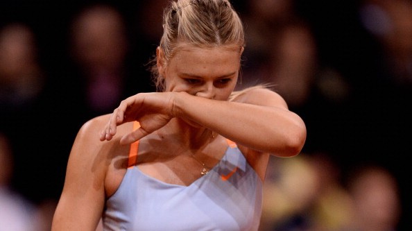 Nemocná Šarapovová v Římě odstoupila, Serena drtí soupeřky