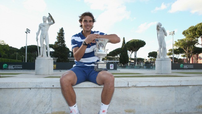 Nadal ve finále v Římě porazil Federera a obhájil titul