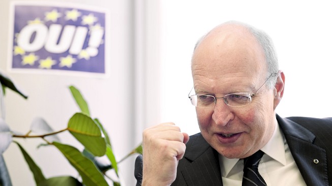 Klausův kritik Duff nedoporučil výjimku ČR k lisabonské smlouvě