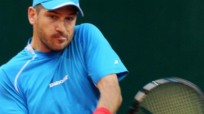 Hájek a Cetkovská postoupili v Paříži do 2. kola. Hlaváčková smolně vypadla