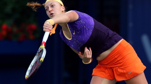 Paříž trápí déšť. Duel české jedničky byl přeložen na středu