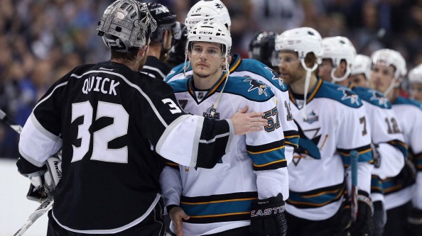 Obhájci Stanley Cupu Kings v rozhodující bitvě zdolali Žraloky