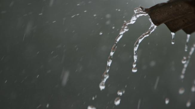 V Česku bude i nadále pršet, déšť by měl ustávat ve večerních hodinách