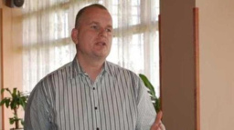 Sněmovna má v pátek dostat žádost o vydání Bronislava Schwarze