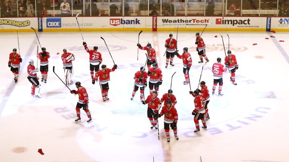 Blackhawks opět porazili Kings. Chicago je blízko finále NHL