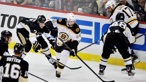 Krejčí a Jágr se podíleli na debaklu Penguins. Vokoun střídal