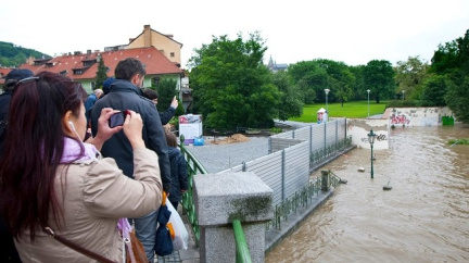 Postižení povodní nebudou platit v 2014 daň z nemovitosti