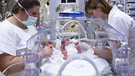 Život prvních českých paterčat mapuje dokument České televize