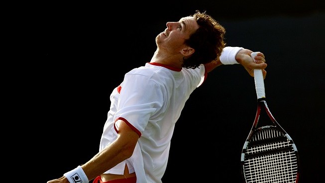 Hernych v německém Halle dohrál, Monfils byl nad jeho síly