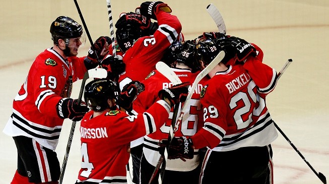 Bitva jako hrom! Chicago vyhrálo první finále, zápas trval 113 minut