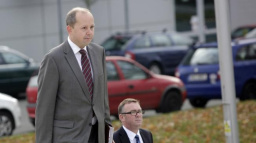 Exposlanec Šnajdr se přihlásil na policii, byl zatčen