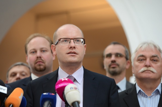 Pane Sobotko, to vás nepotěší. Udělali jsme průvan v ČSSD a zjistili jsme...