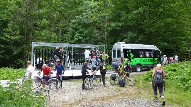 Cyklisty bude po stezce Bečva vozit cyklobus. Urazí trasu sto kilometrů