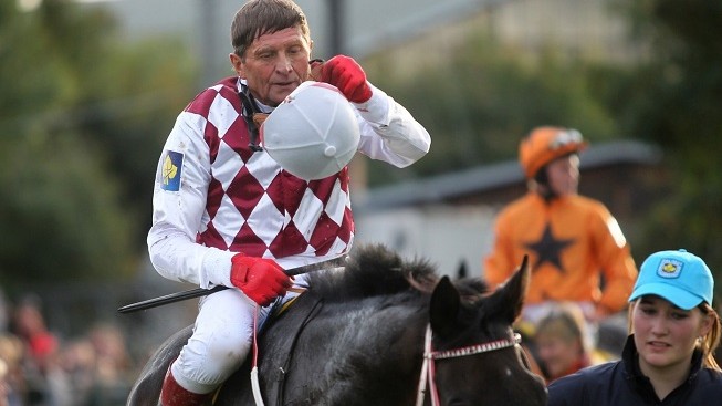 Nezničitelný žokej Váňa pojede kvalifikaci Velké pardubické