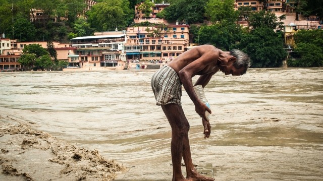 Záplavy v Indii mají 680 obětí, záchranné práce brzdila mlha