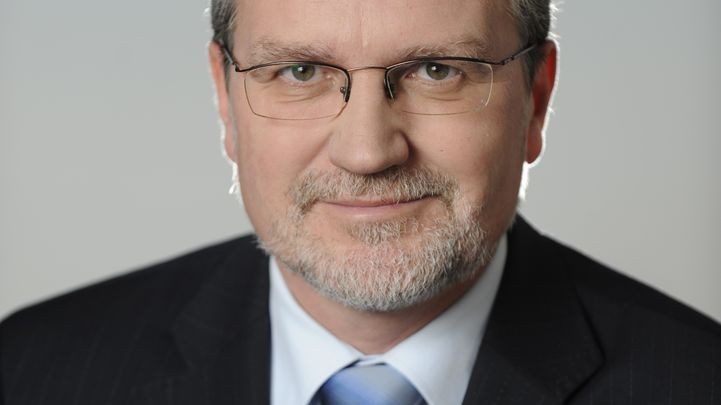 Senátor Kladívko, jehož byt a kancelář prohledala policie, nebyl z ničeho obviněn