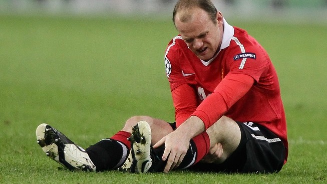 Rooney se v Thajsku zranil. Dlouholetá opora United přijde o celou přípravu