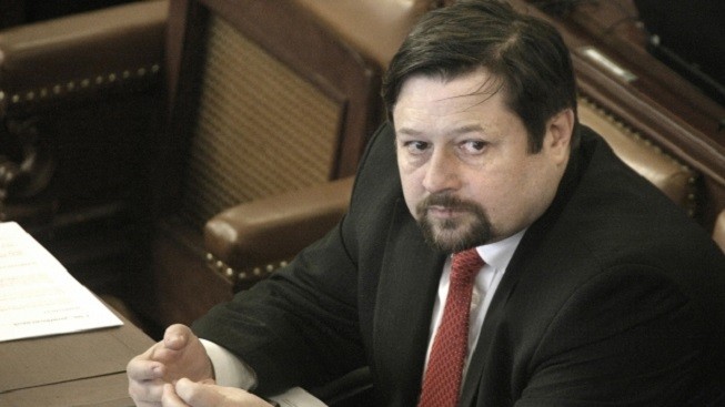 Uprchlý poslanec Wolf podal stížnost k Ústavnímu soudu