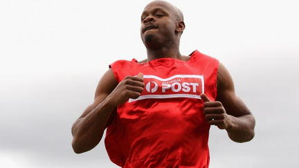 Vrátí se na vrchol? Powell po trestu za doping poprvé zaběhl stovku pod deset vteřin