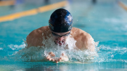 Prsař Bartůněk i motýlkář Šefl skončili v rozplavbách