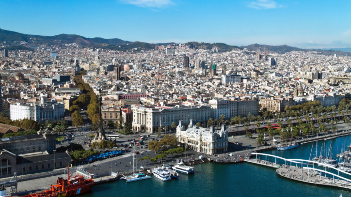 Poznejte Barcelonu, průsečík mnoha kultur a jeviště životního elánu