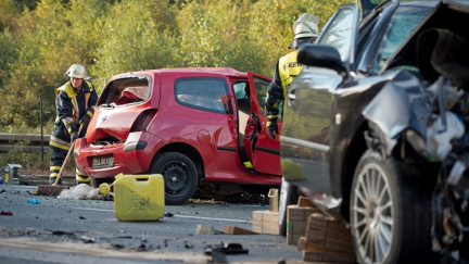 Aktualizováno: Tragická nehoda pět hodin blokovala dálnici D8. Jeden mrtvý (†28)