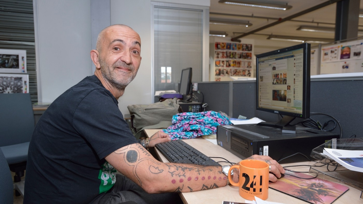 Redaktor Reflexu J. X. Doležal byl policií obviněn ze šíření toxikomanie v článku