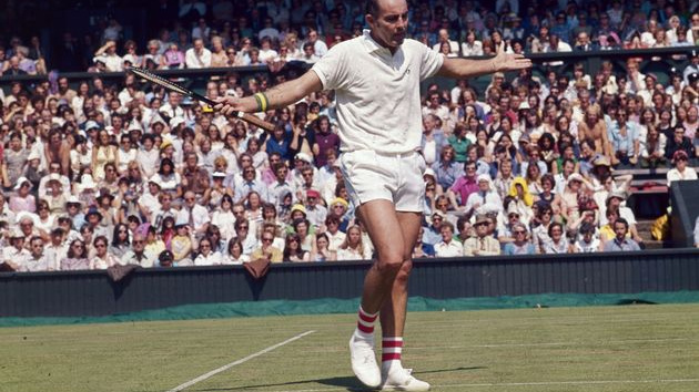 Tenista Hewitt zneužíval dívky