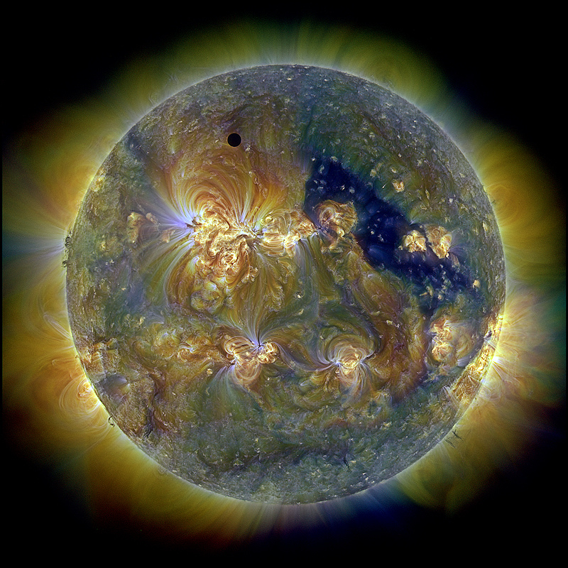 Tranzit Venuše přes Slunce
