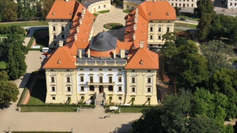 Tam, kde vítězně bojoval Napoleon. Zámek Slavkov si střeží svou historii