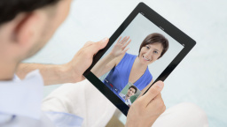 Skype slaví deset let a do budoucna slibuje 3D hovory