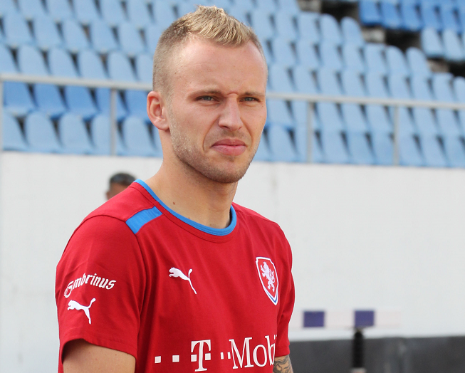 Kadlec věří ve fotbalový zázrak a těší se,že si po měsíci zahraje