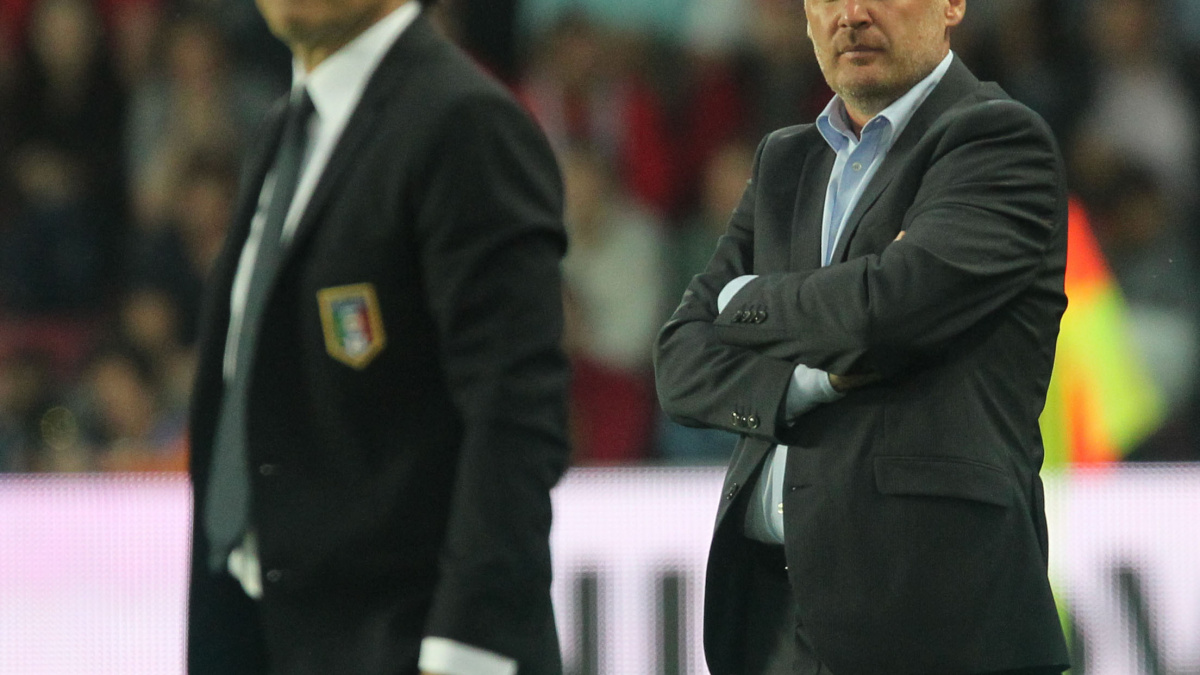 Bílek ven, znělo z tribun po ostudné prohře národního týmu s Arménií 1:2