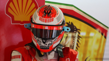 Aktualizováno: Räikkönen bude od příští sezony závodit v barvách Ferrari. Nahradí Massu