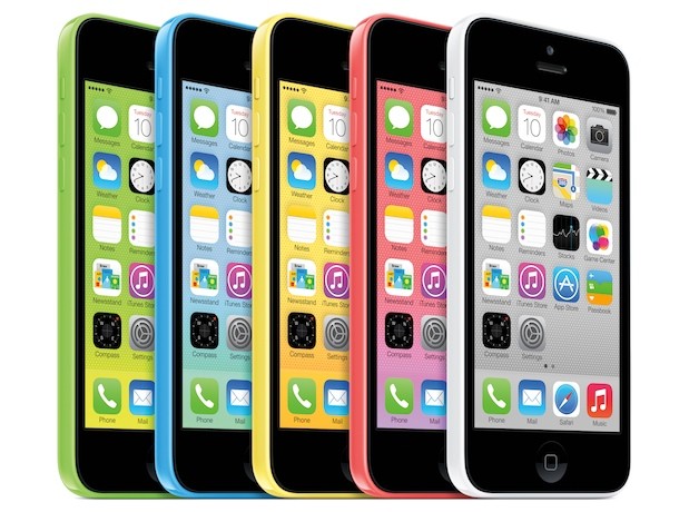 Apple umožní uživatelům iPhonů v EU stahovat aplikace z webových stránek