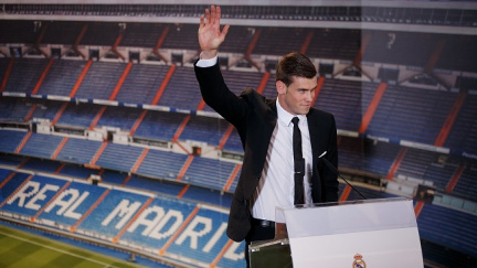 Nejdražší fotbalista světa si pronajal dům od Brazilce Kaká. Za kolik?