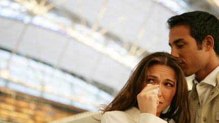 Vyjet, či nevyjet do zahraničí bez vašeho přítele?