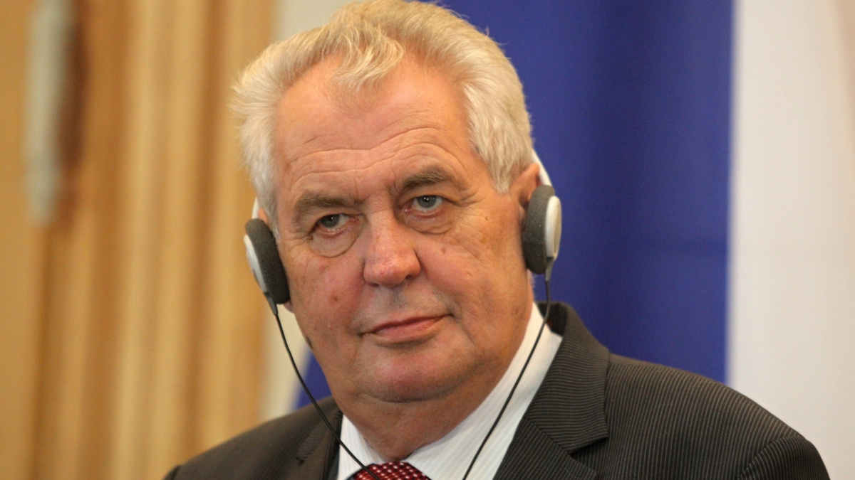 Olomoucký kraj za návštěvu prezidenta Zemana zaplatí statisíce