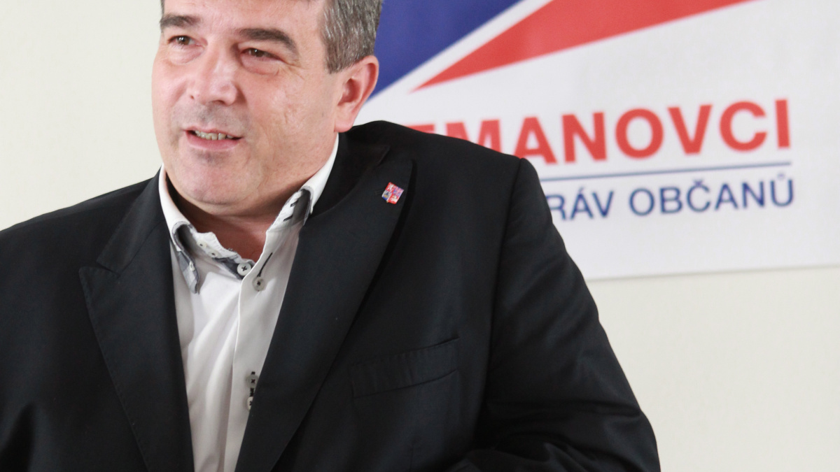 Štengl dá ve středu k dispozici funkci předsedy SPOZ