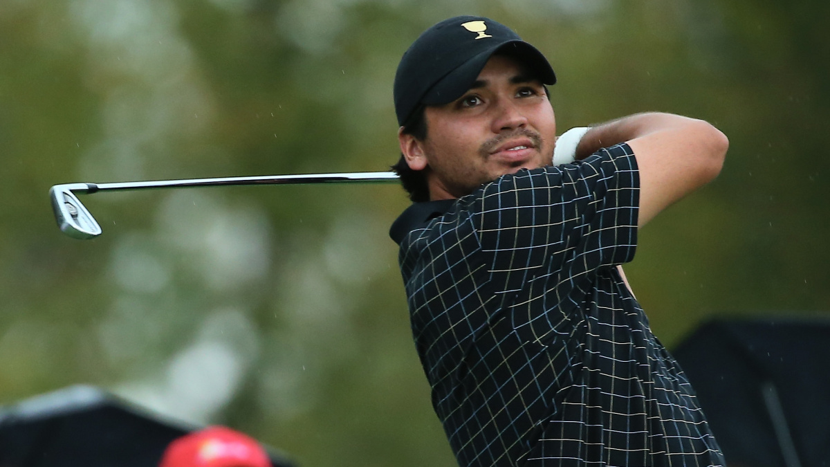 Špičkový golfista přišel při tajfunu o osm příbuzných