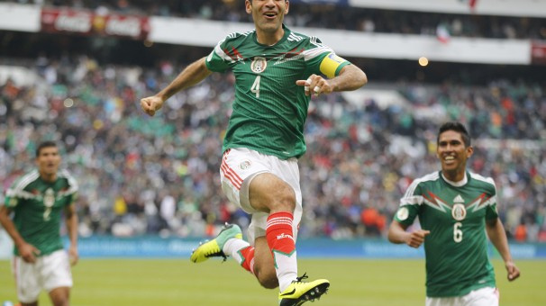 Fotbalisté Mexika přešli přes Nový Zéland na šesté MS za sebou