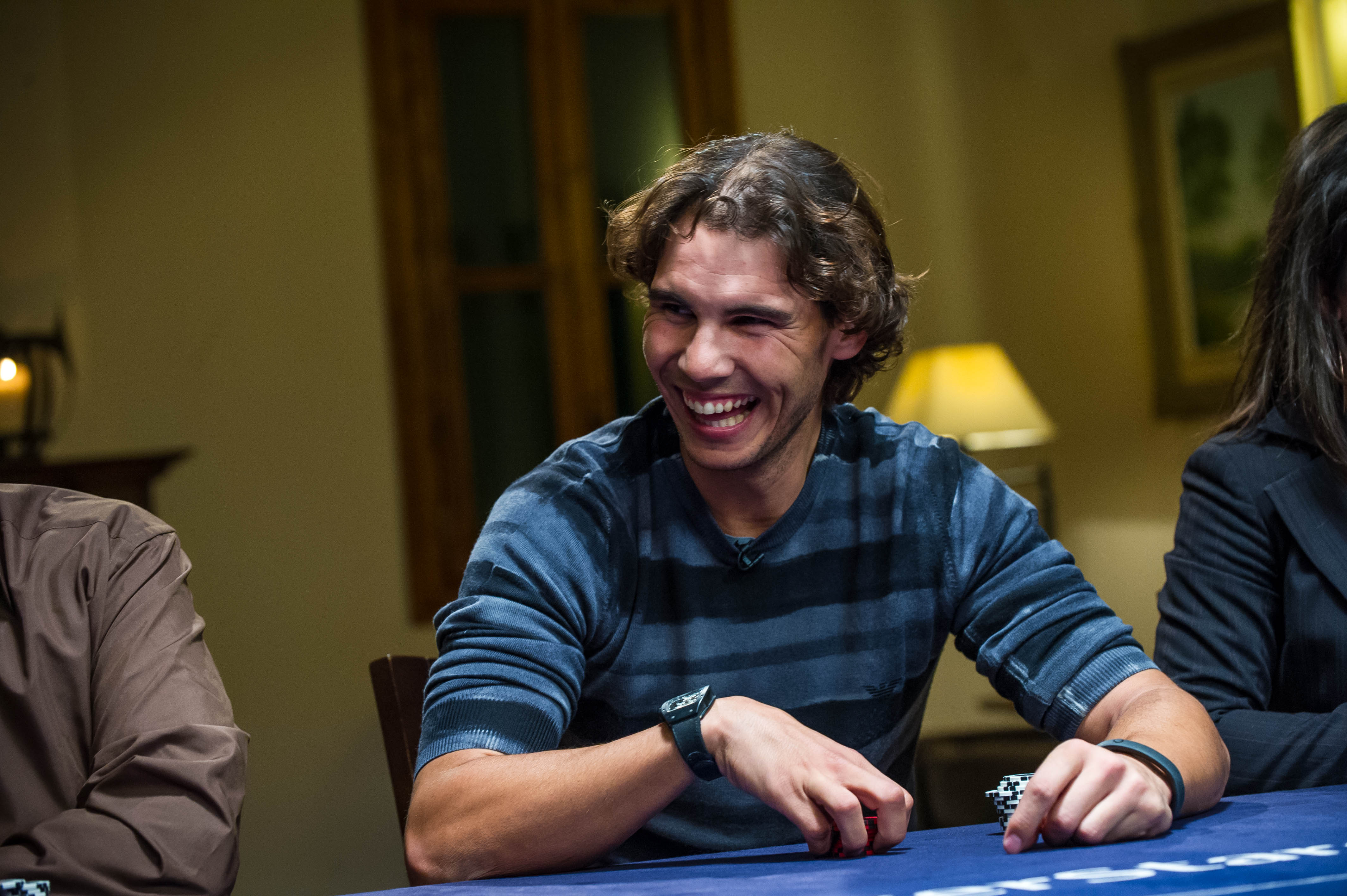 Tenisová hvězda v Praze! Nadal si poprvé zahraje poker u stolu