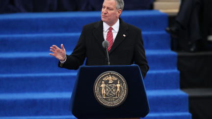 Nový newyorský starosta de Blasio složil slib